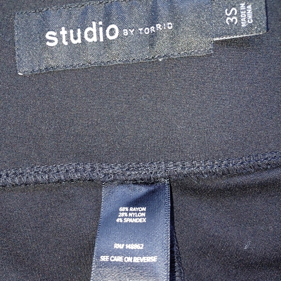 Studio by Torrid 3S Pull-On Pant Black Stretch - Picture 6 of 12